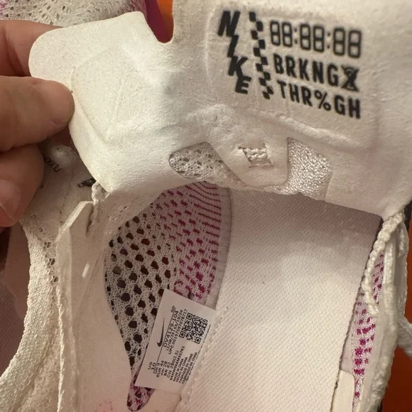 Nike unisex zoomx vaporfly next 3 Running Shoes - Picture 8 of 9